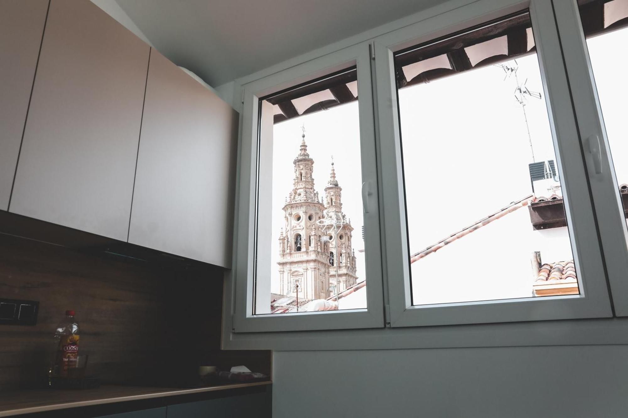 Casa San Juan - Habitaciones Privadas Logrono Bagian luar foto