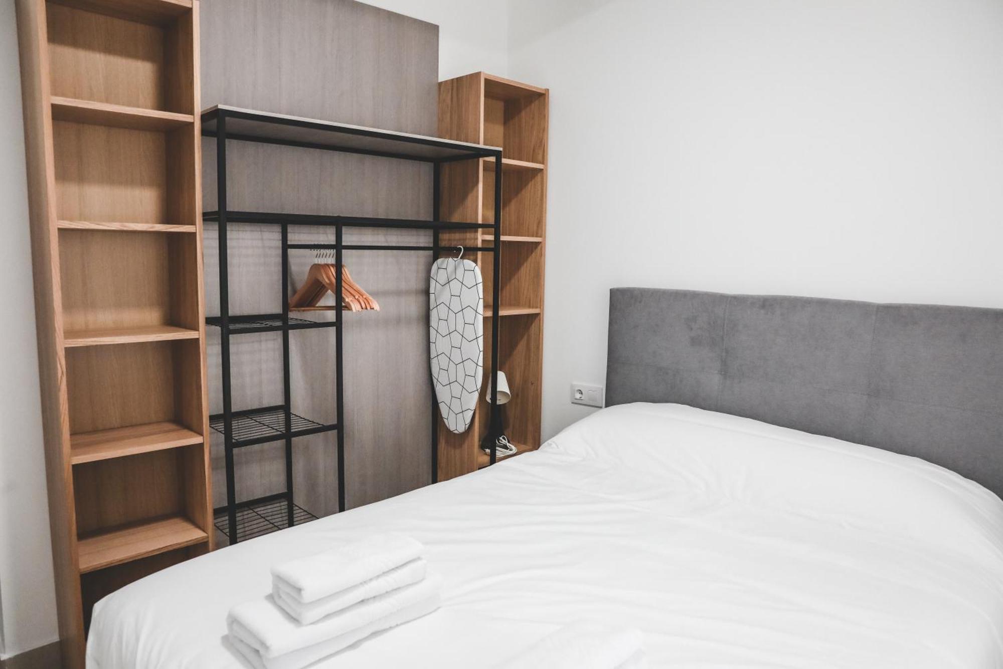 Casa San Juan - Habitaciones Privadas Logrono Bagian luar foto