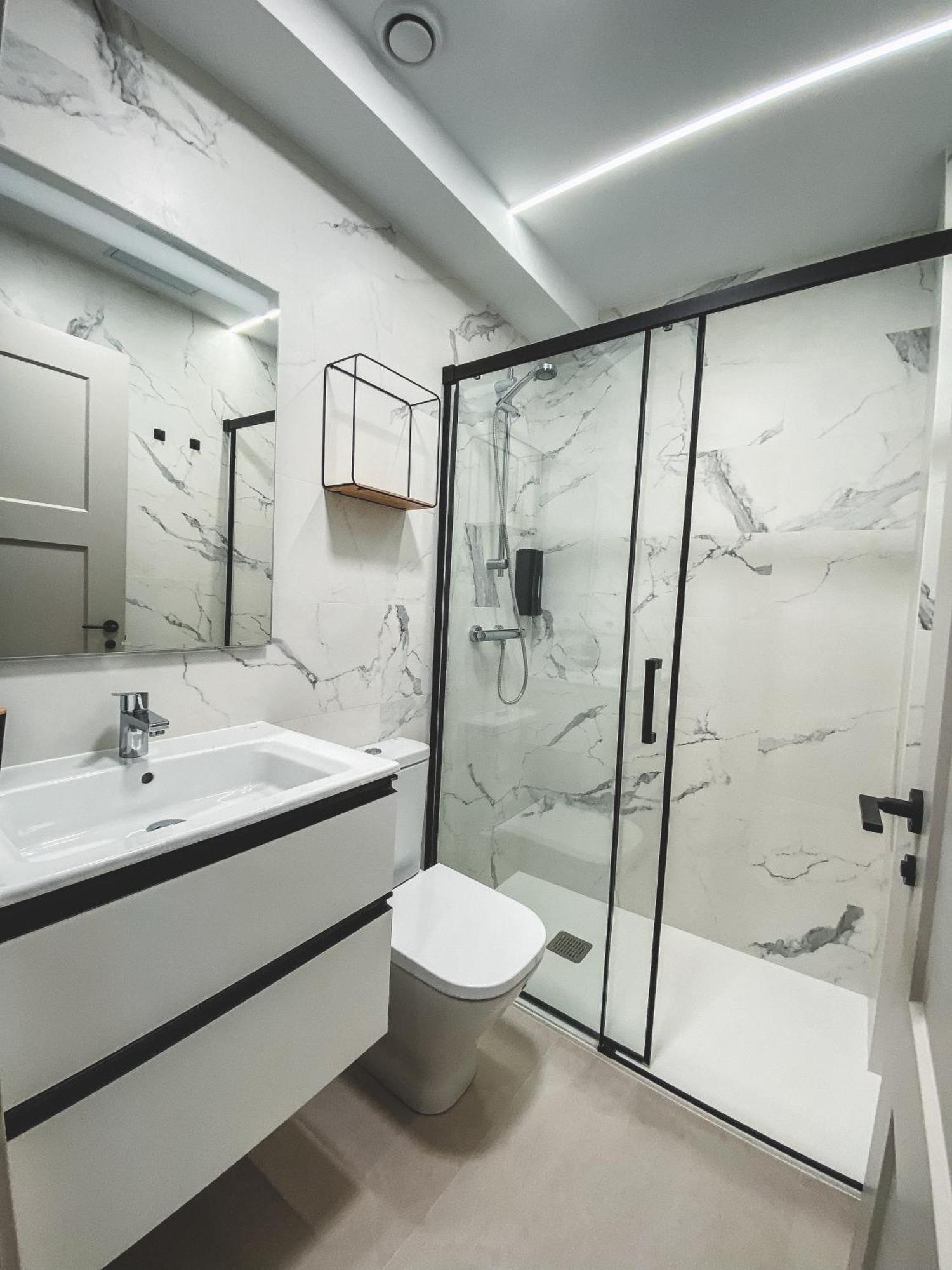 Casa San Juan - Habitaciones Privadas Logrono Bagian luar foto