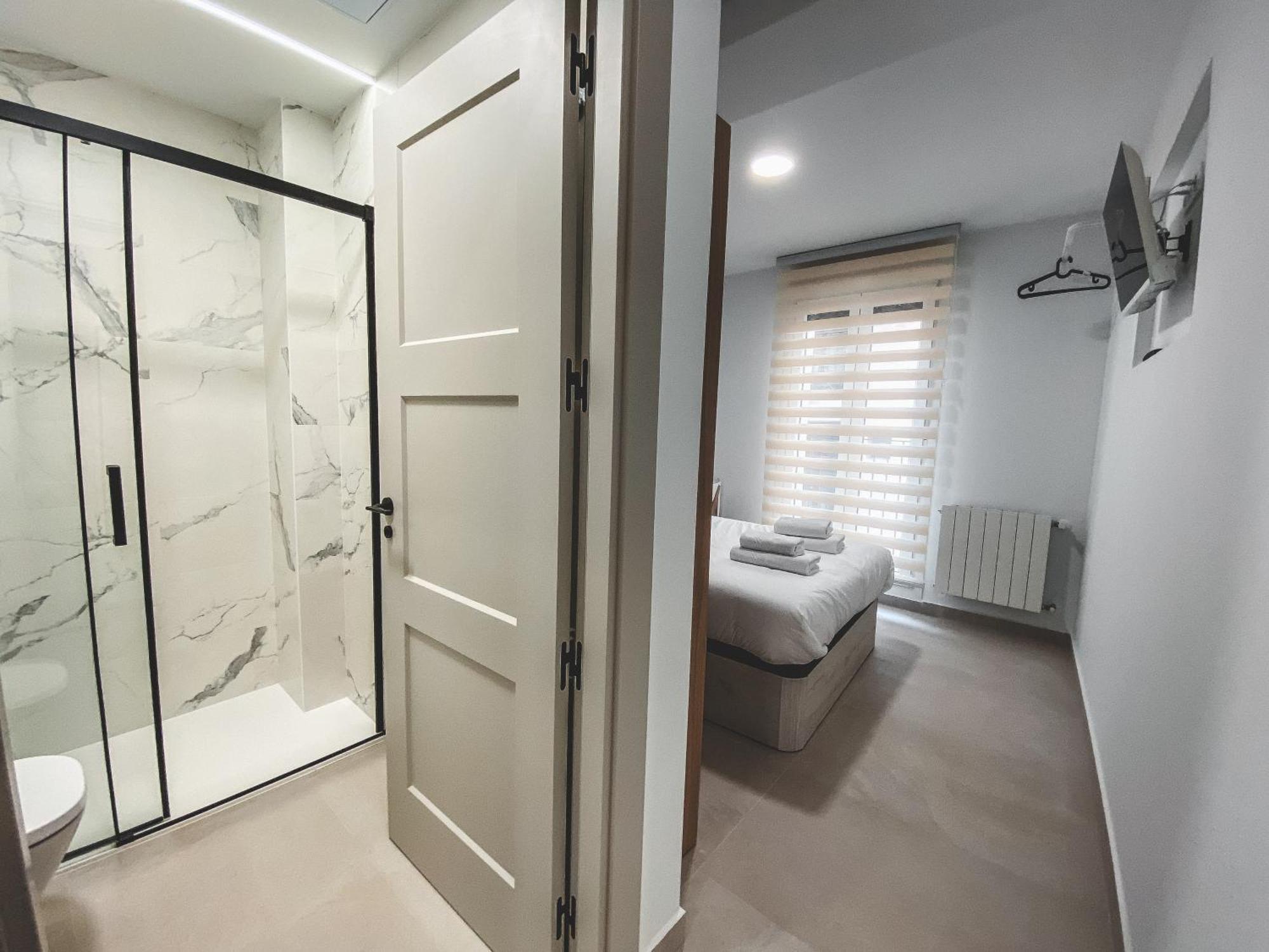 Casa San Juan - Habitaciones Privadas Logrono Bagian luar foto